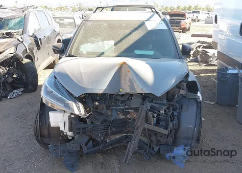 2024 Nissan Kicks Sr Xtronic Cvt from USA, damaged, VIN 3N1CP5DV4RL531247